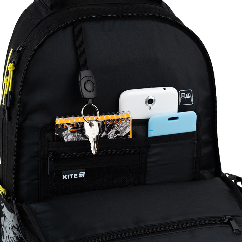Kite DC Batman Street Teen Backpack – Air Comfort, Tablet, for Grades 4-7
