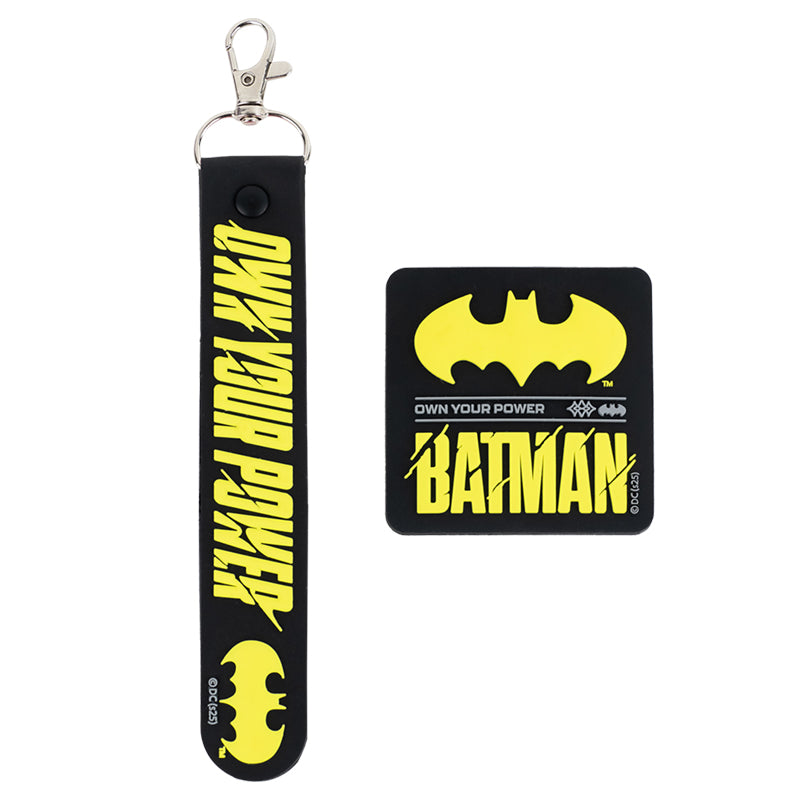 Kite DC Batman Badge and Keychain Set – Rubber Badge, Metal Carabiner