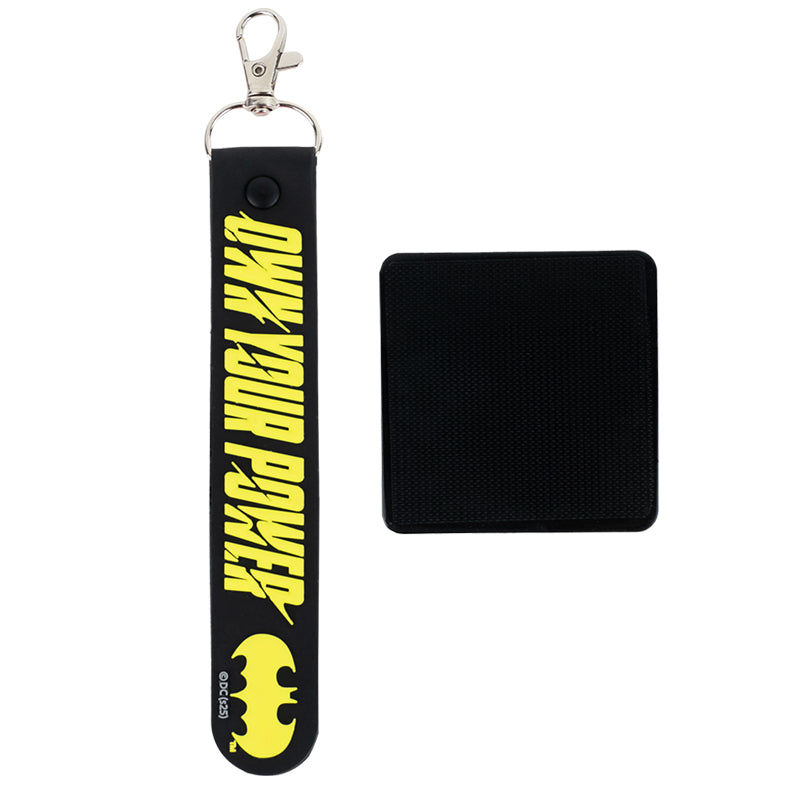 Kite DC Batman Badge and Keychain Set – Rubber Badge, Metal Carabiner