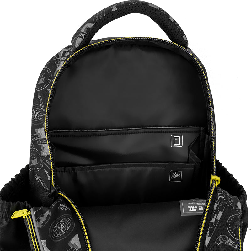 Kite DC Batman School Backpack – IGR Certified, Grades 1-6, Heights 130-145 cm