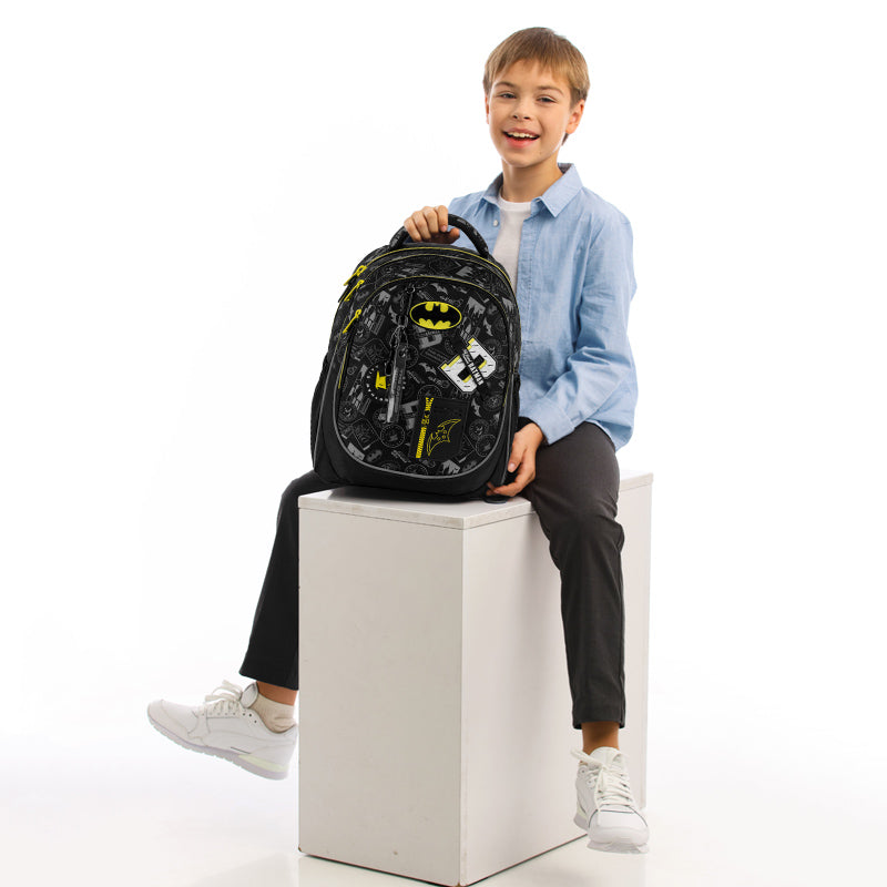 Kite DC Batman School Backpack – IGR Certified, Grades 1-6, Heights 130-145 cm