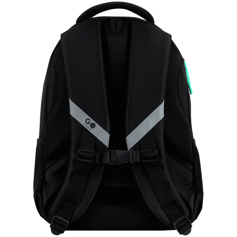 GoPack Black 16.5L Teen Backpack for Grades 4-7, Heights 130-145 cm