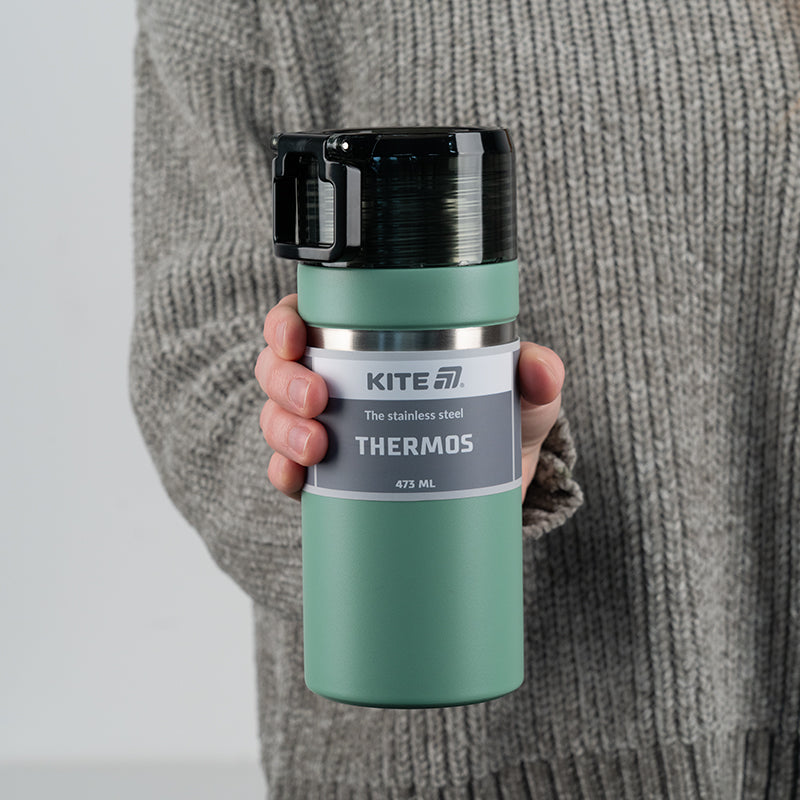 Elegant Green Thermos – 473 ml of Practical Style