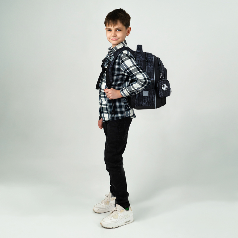 Kite Football Backpack for Kids – Sporty, Light & Smart